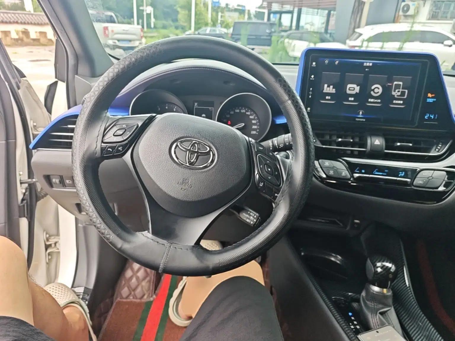 Toyota IZOA 2018 2.0L Yichi Edition China V Standard — миниатюра 13