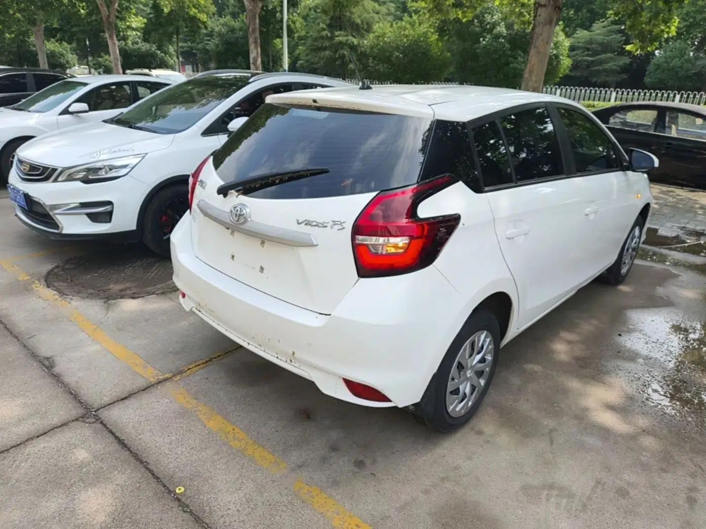 Toyota Vios FS 2021 1.5L CVT Fengchi Edition — миниатюра 6