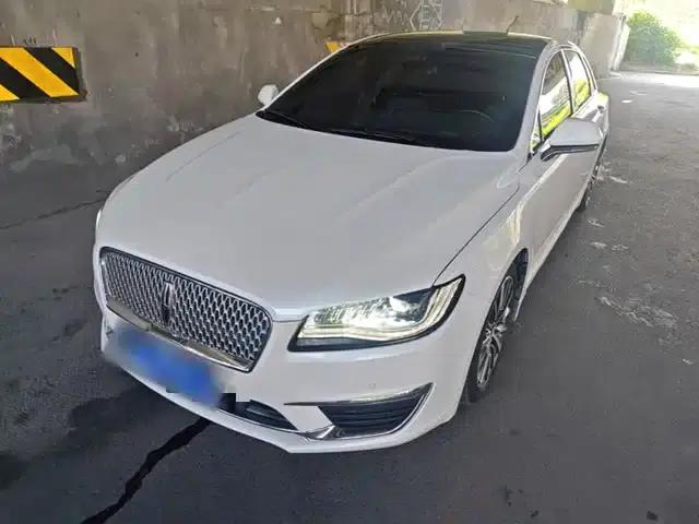 Lincoln MKZ 2017 2.0T Premium Edition