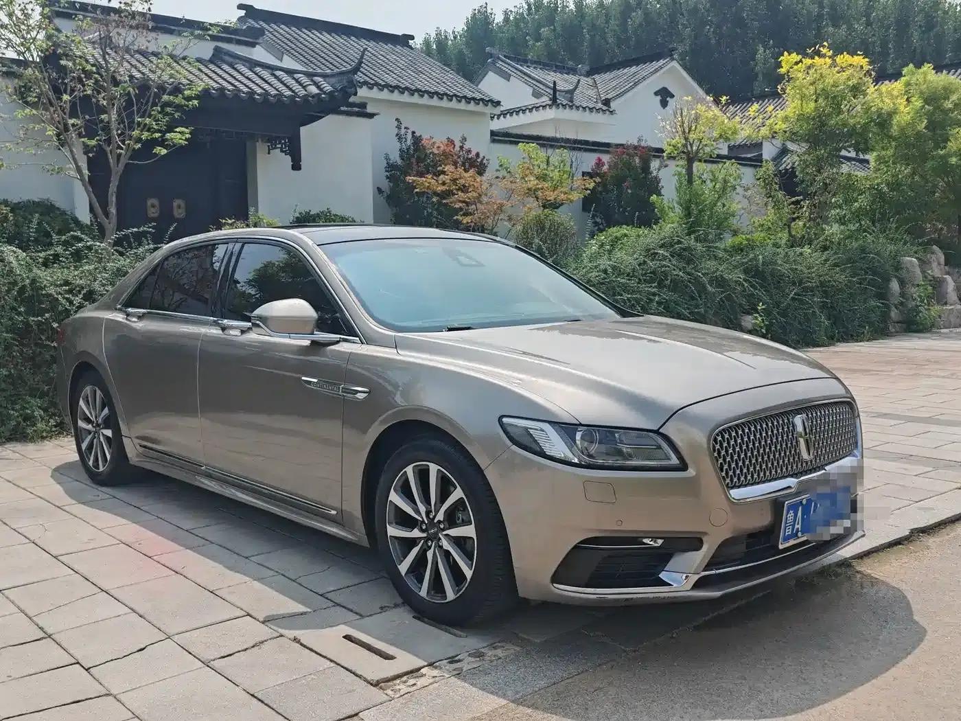Lincoln Continental 2019 2.0T Two-Wheel Drive Premium Edition (China V Emission Standard) — миниатюра 3