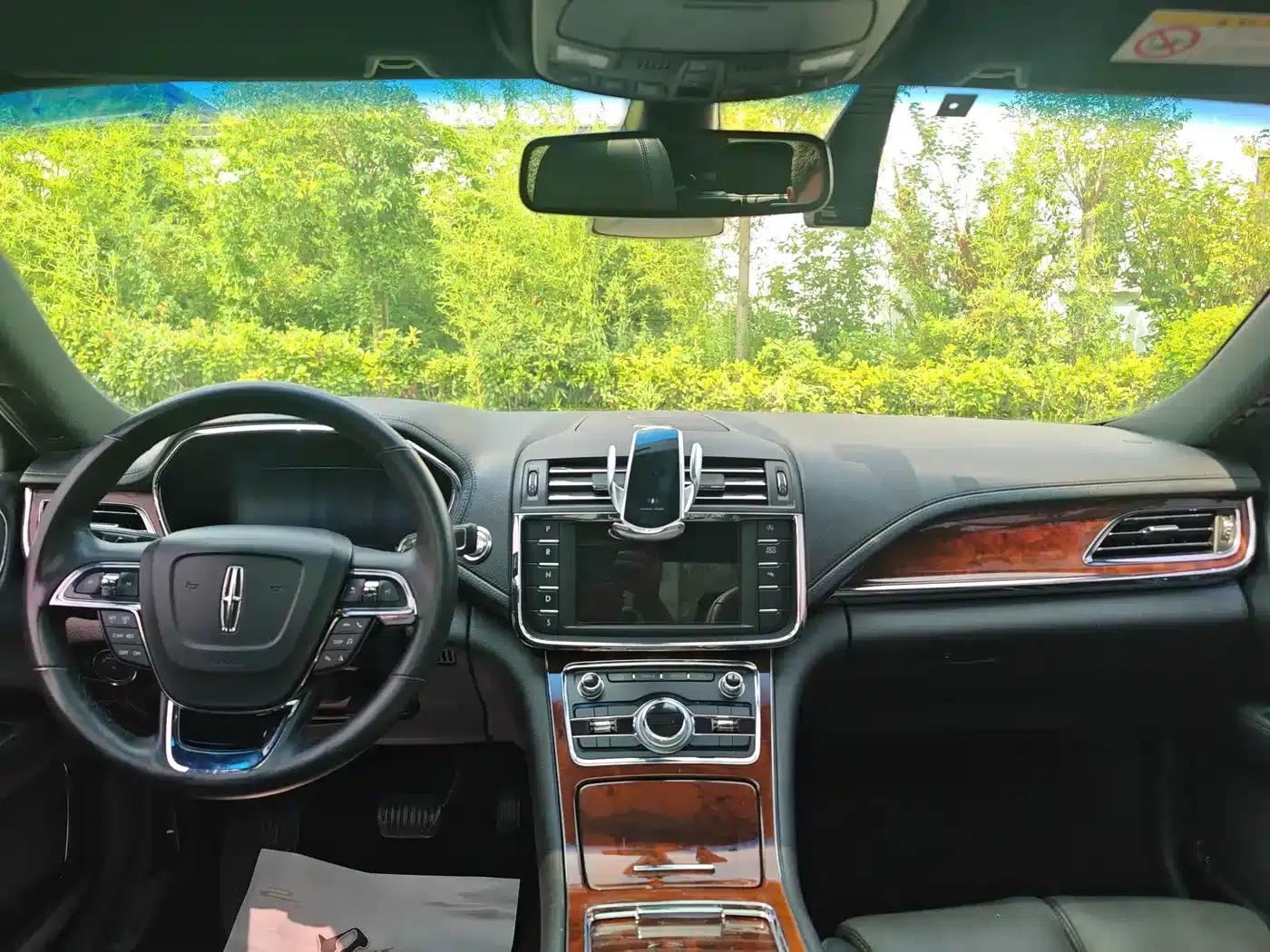 Lincoln Continental 2019 2.0T Two-Wheel Drive Premium Edition (China V Emission Standard) — миниатюра 10