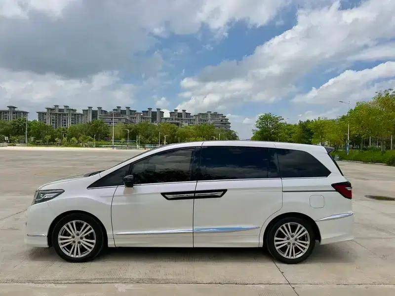 Elysion 2016 2.4L Luxury Edition — миниатюра 4