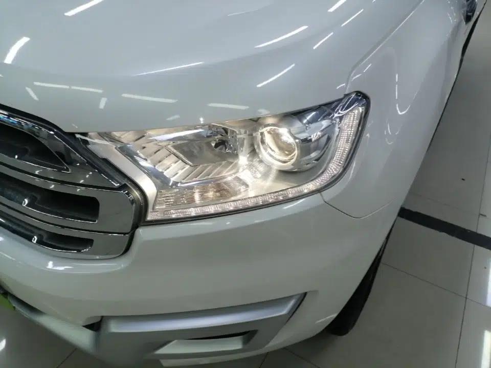Ford Everest 2017 2.0T Gasoline Automatic 4x4 Flagship Edition 7 Seats — миниатюра 8