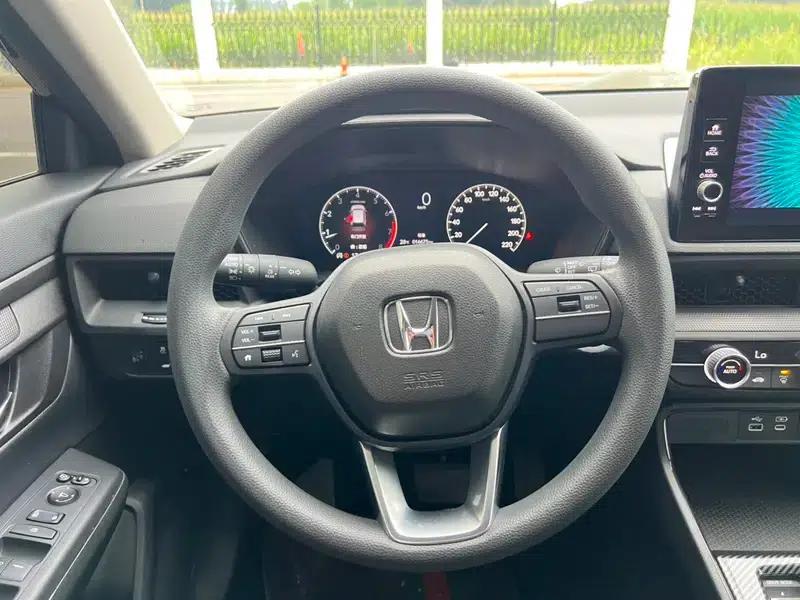 2023 Honda CR-V 240TURBO CVT 2WD Elite Edition — миниатюра 9