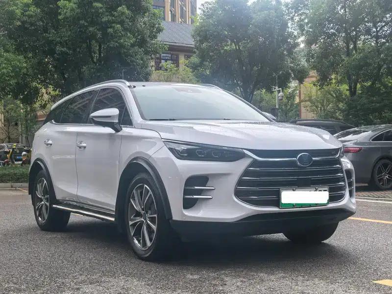 Tang DM 2018 DM 2.0T All-Wheel Drive Intelligent Connectivity Enjoyment Edition 5-Seater National V Emission Standard — миниатюра 3