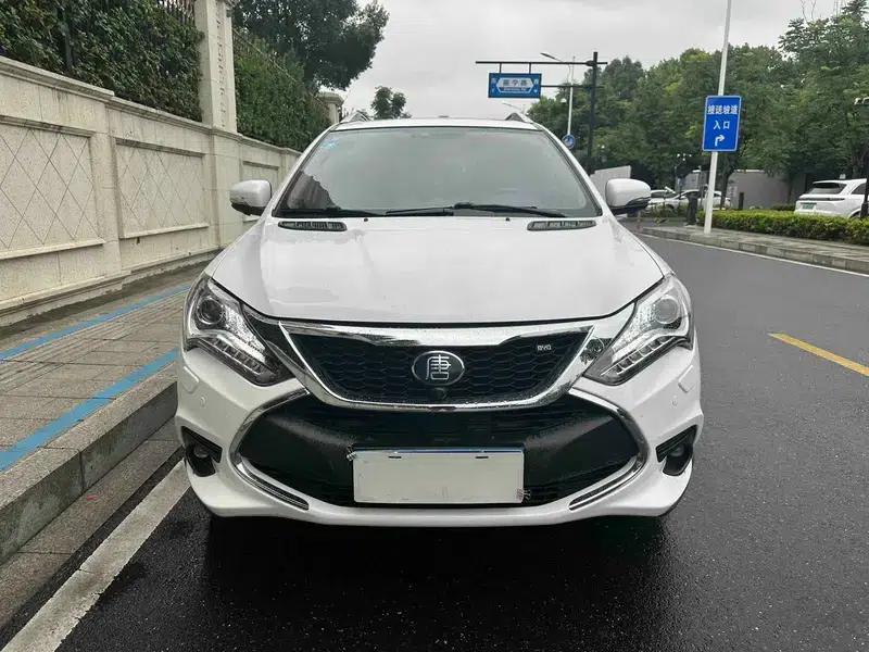Tang DM 2017 DM 2.0T All-Wheel Drive Luxury Edition — миниатюра 2