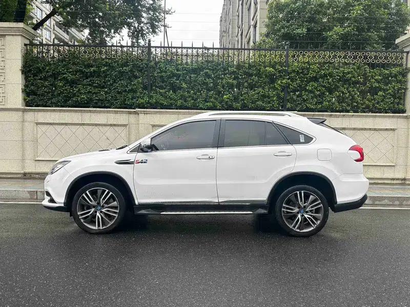 Tang DM 2017 DM 2.0T All-Wheel Drive Luxury Edition — миниатюра 3