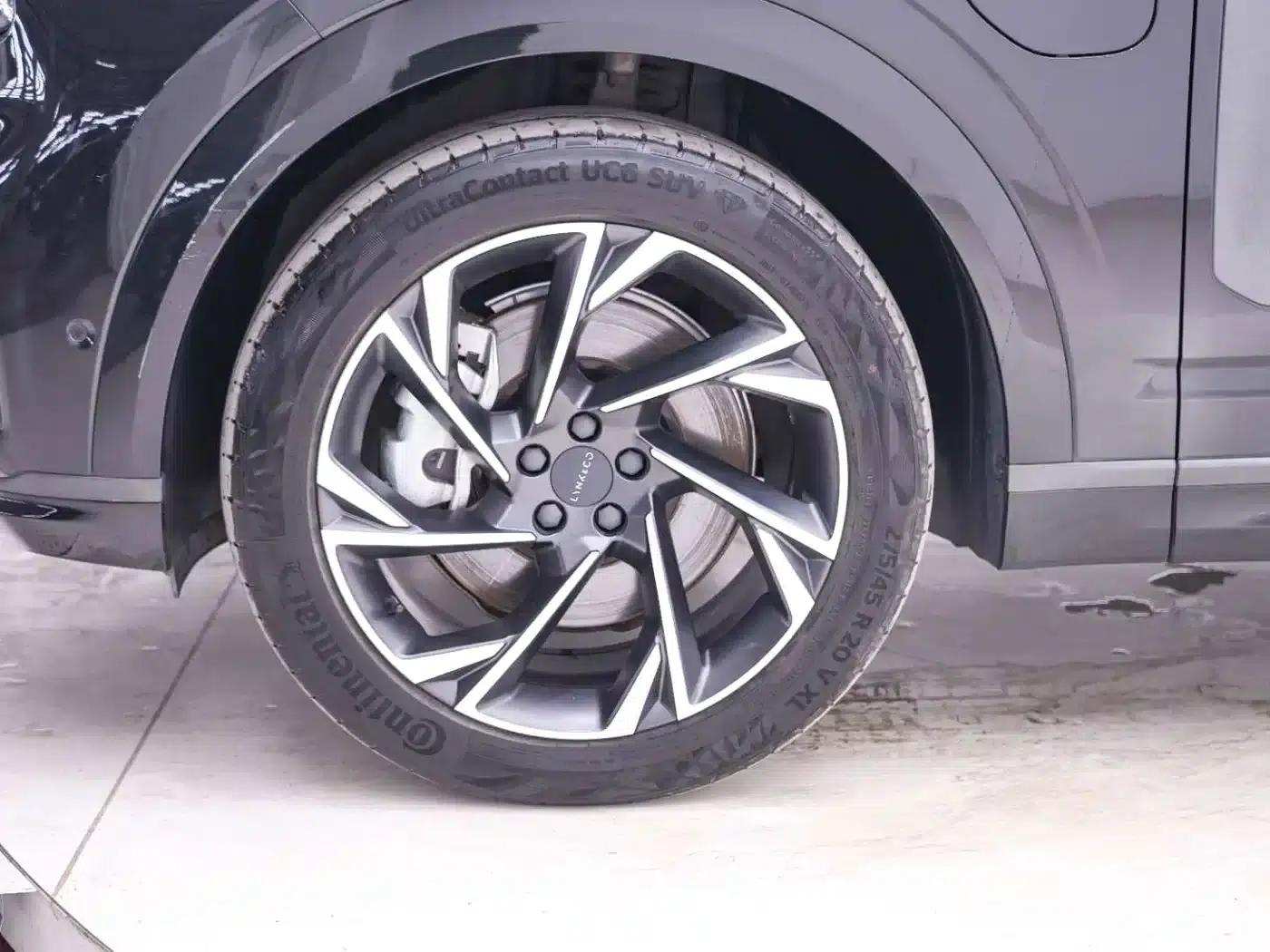 Lynk & Co 09 EM-P 2021 2.0T PHEV Halo 6-seater — миниатюра 15