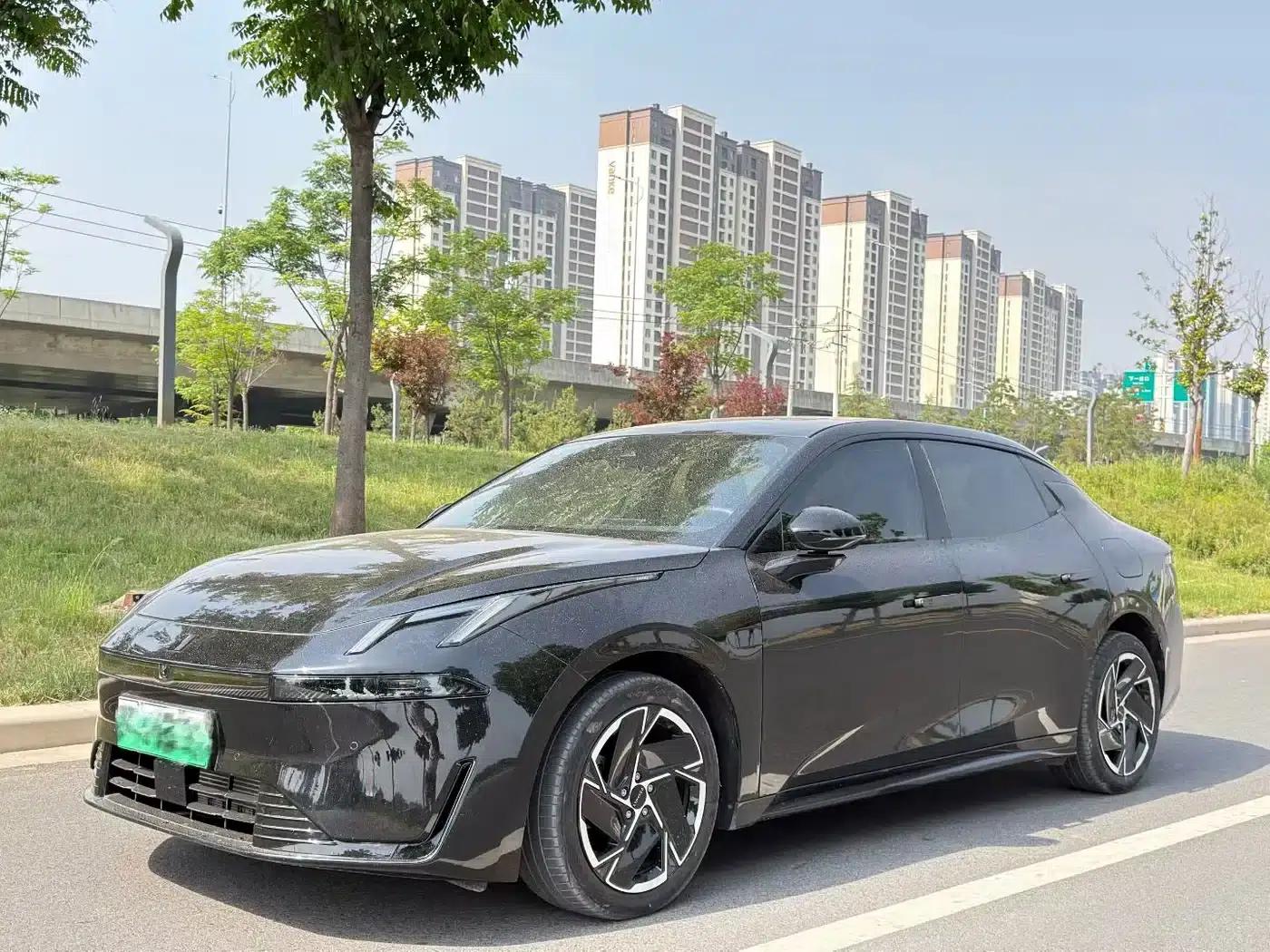 Lynk & Co 07 EM-P 2024 Model EM-P 126L Long Range Pro — миниатюра 1