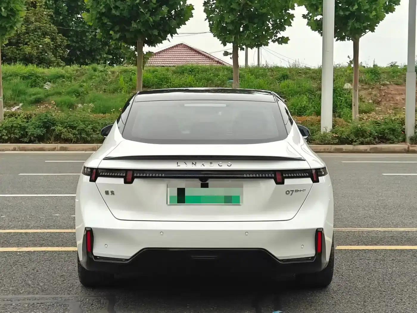 Lynk & Co 07 EM-P 2024 Model, EM-P 126km Long Range, Halo — миниатюра 8