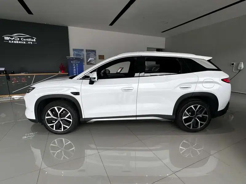 Song L DM 2026 DM-i 200KM Super Edition — миниатюра 3