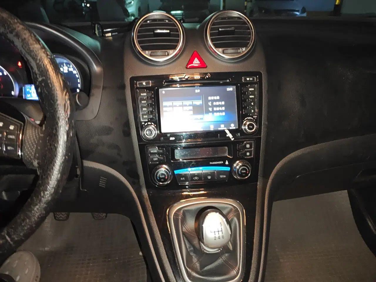 Haval H6 2013 Upgraded Model 1.5T Manual Two-Wheel Drive Elite Version — миниатюра 13