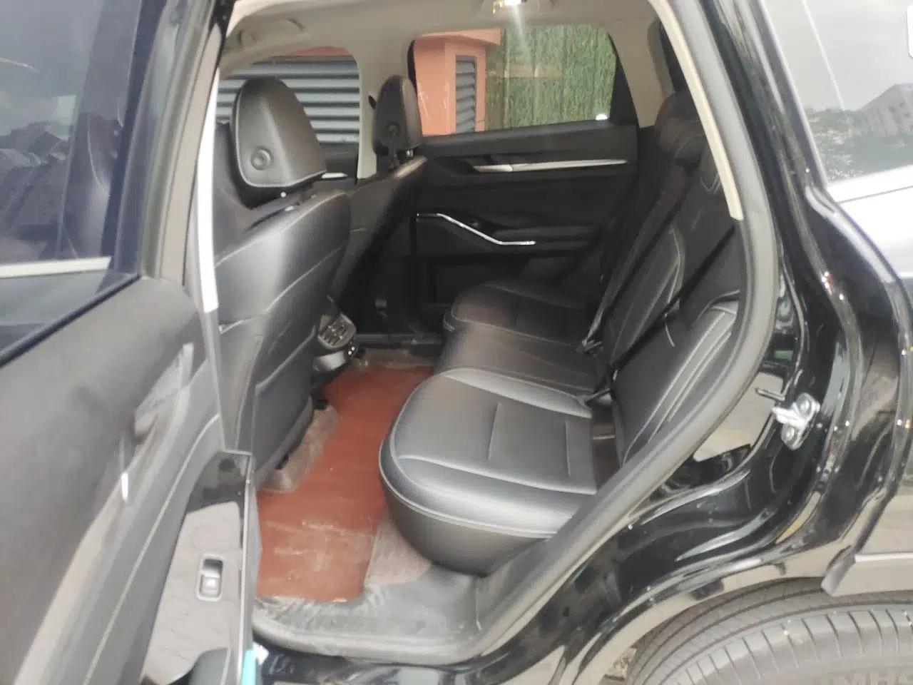 Haval H6 2024 1.5T Two-Wheel-Drive Classic Edition — миниатюра 17