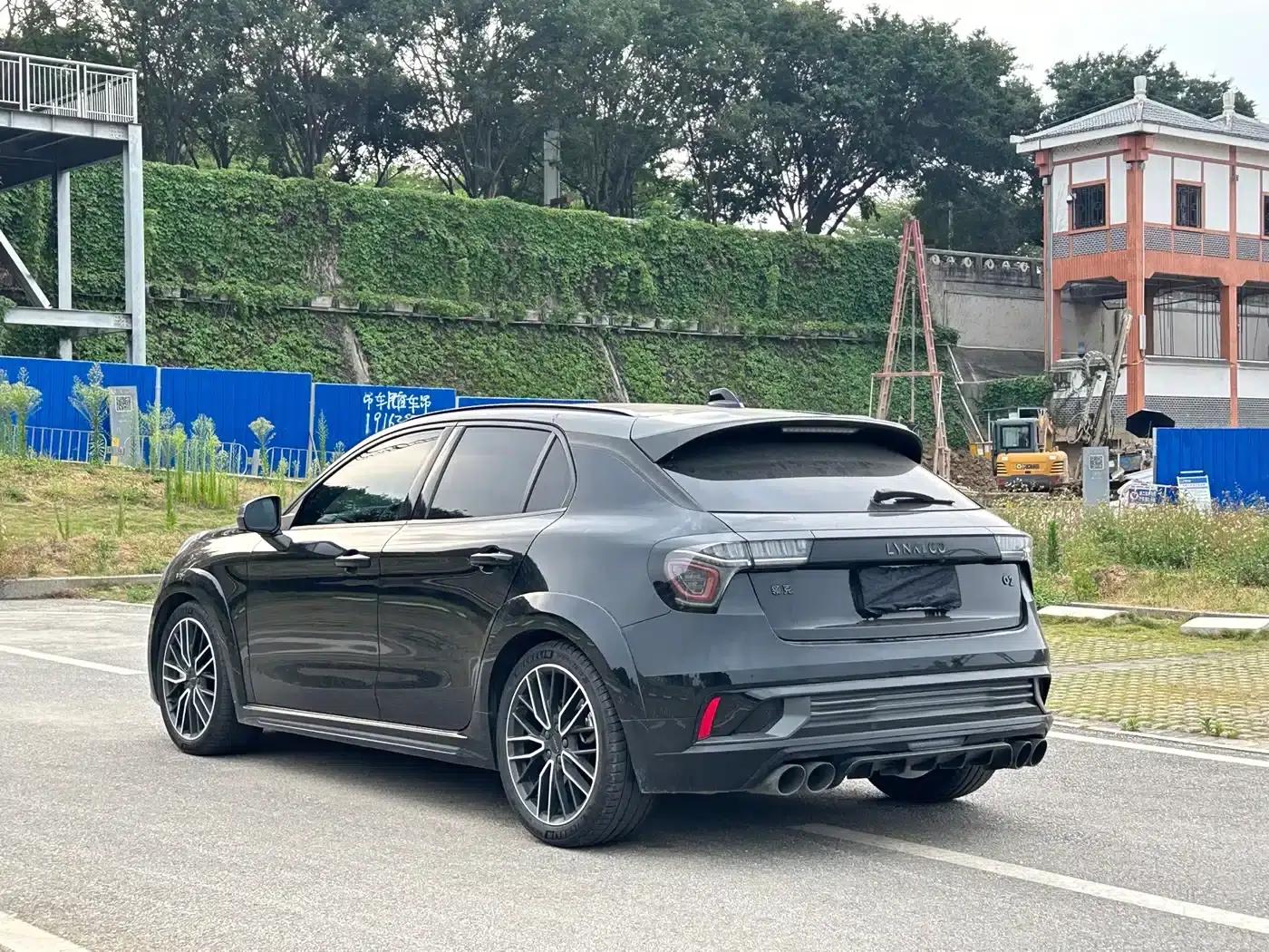 Lynk & Co 02 Hatchback 2021 2.0TD Halo Driving Package Edition — миниатюра 4