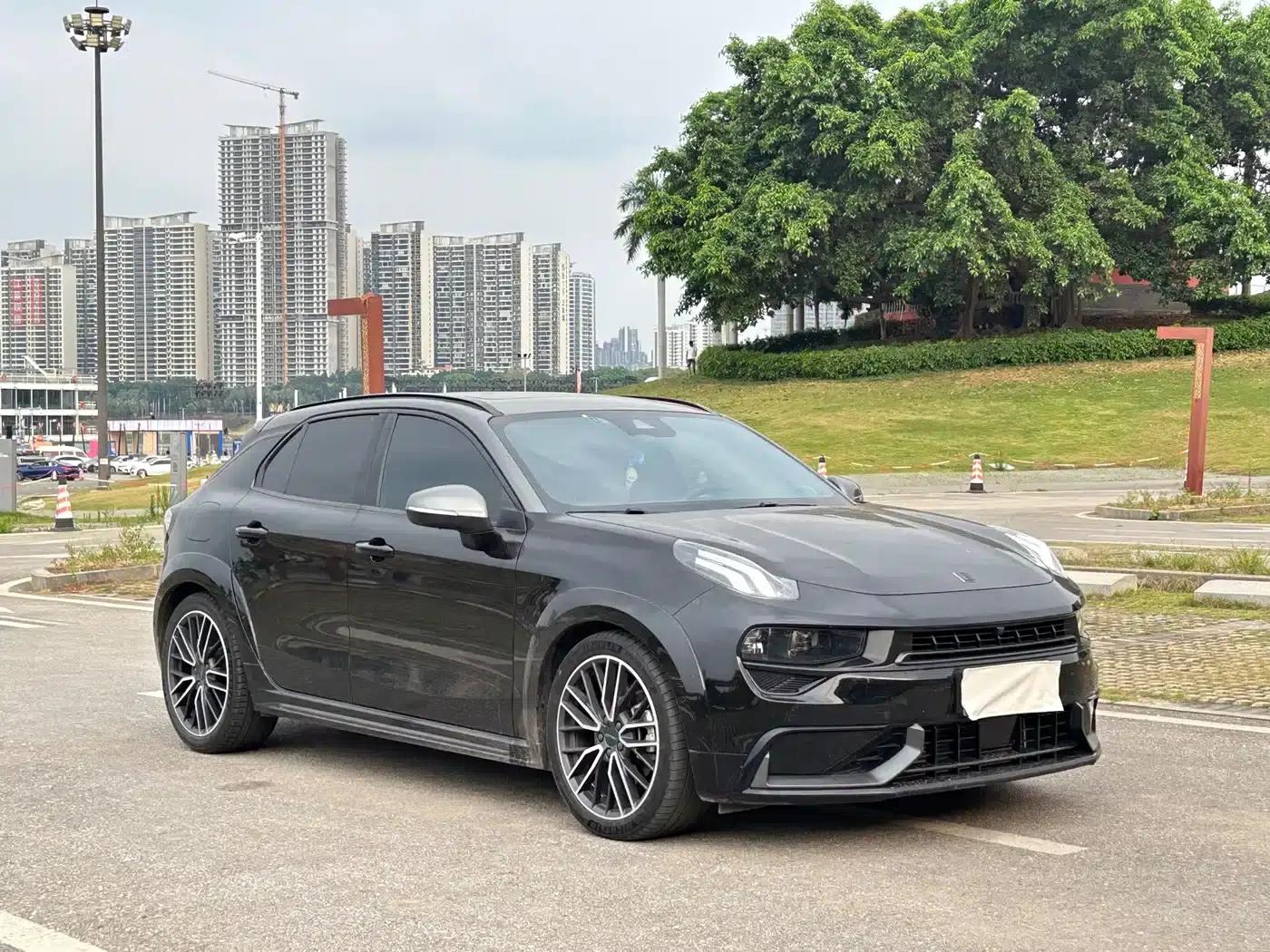 Lynk & Co 02 Hatchback 2021 2.0TD Halo Driving Package Edition — миниатюра 8