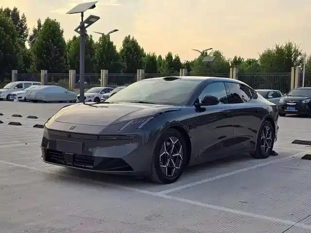 Lynk & Co 10 2025 Model 120 AWD Ultra