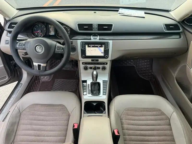 2012 Volkswagen Passat 2.0TSI Premium — миниатюра 11