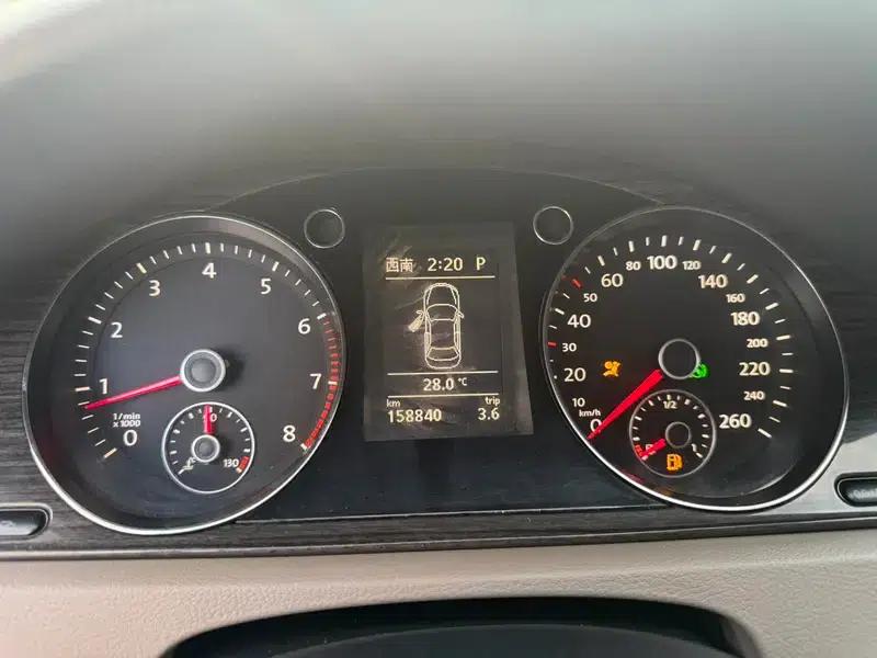 2012 Volkswagen Passat 2.0TSI Premium — миниатюра 13