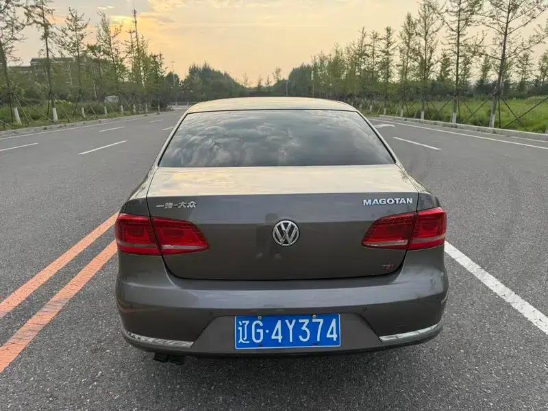 2012 Volkswagen Passat 2.0TSI Premium — миниатюра 6