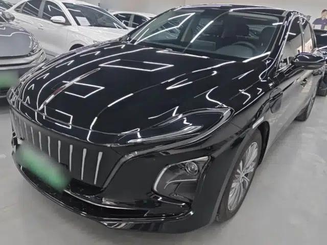 Hongqi E-QM5 2024 610 km PLUS