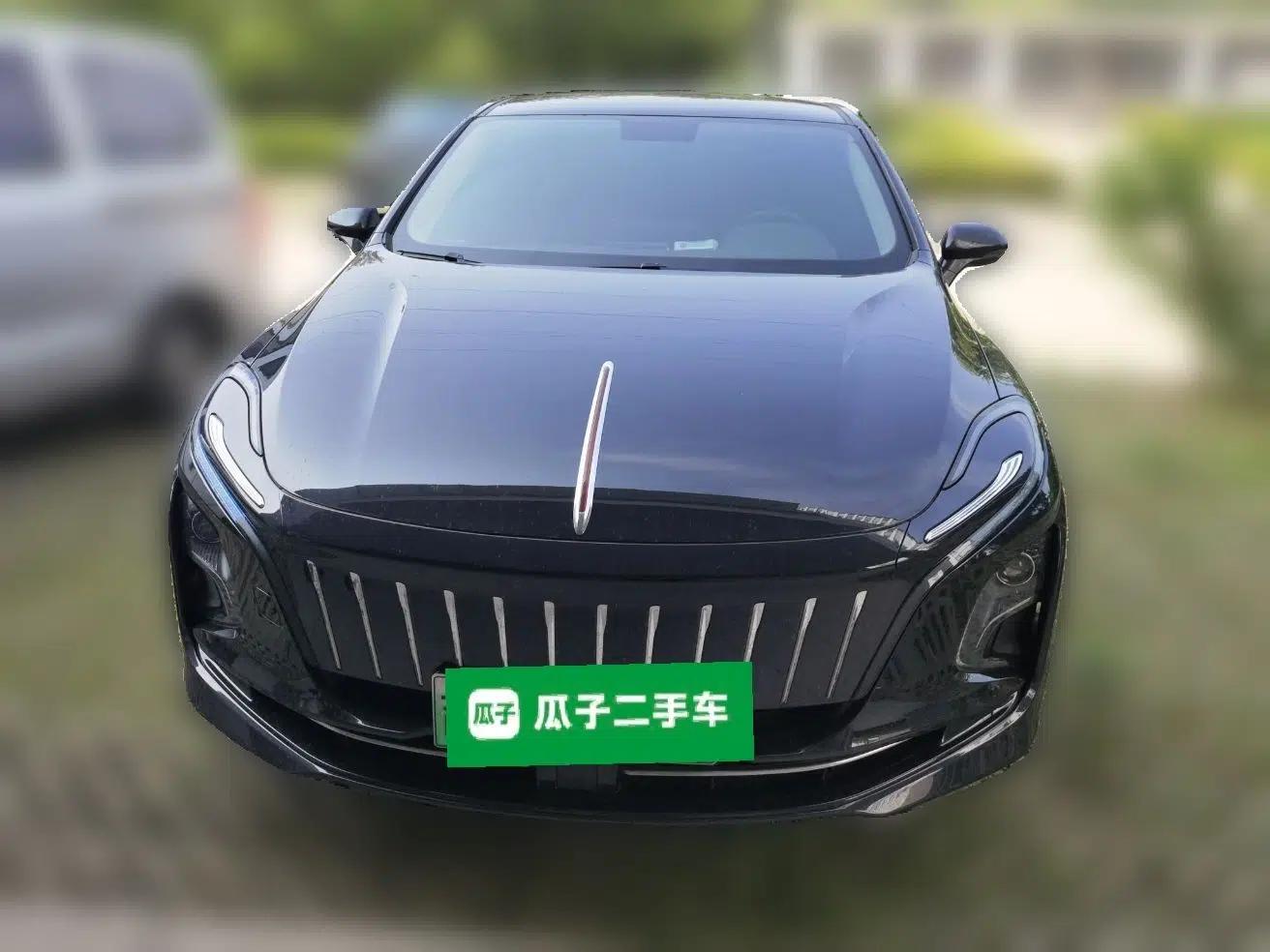 Hongqi E-QM5 2023 620km PLUS — миниатюра 2