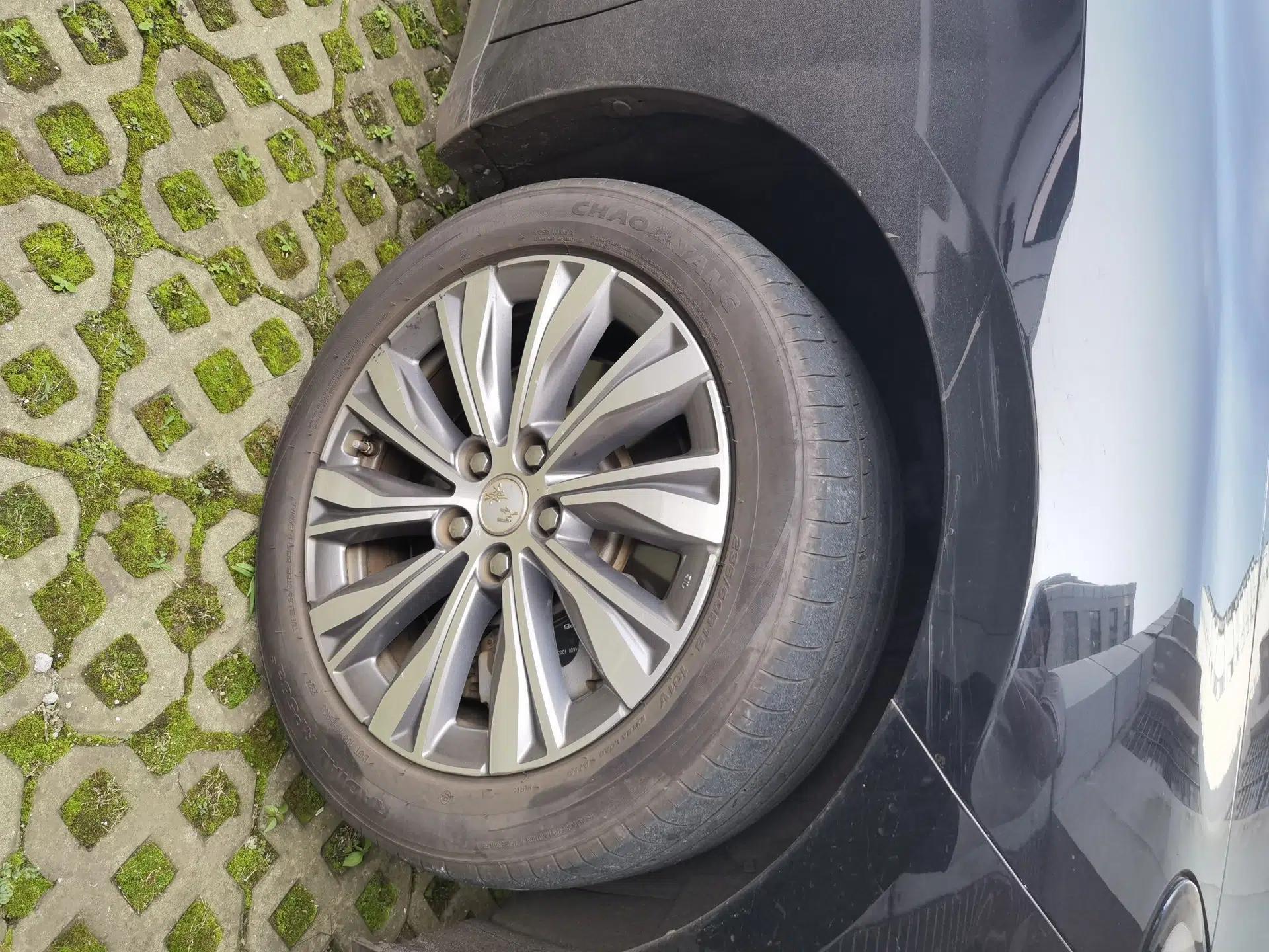 Hongqi E-QM5 2023 620km PLUS — миниатюра 8