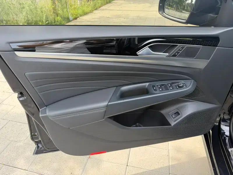 2022 Passat 280TSI Elite Edition — миниатюра 16