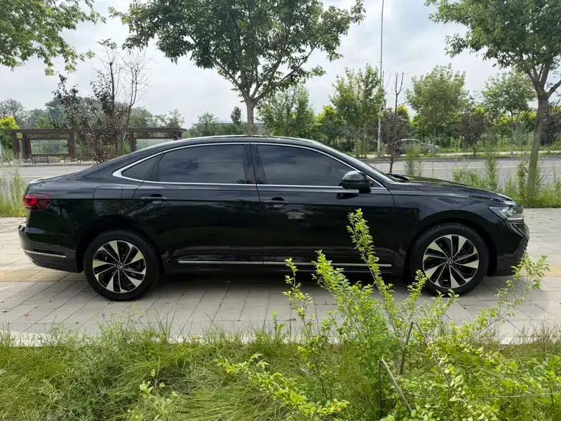 2022 Passat 280TSI Elite Edition — миниатюра 8