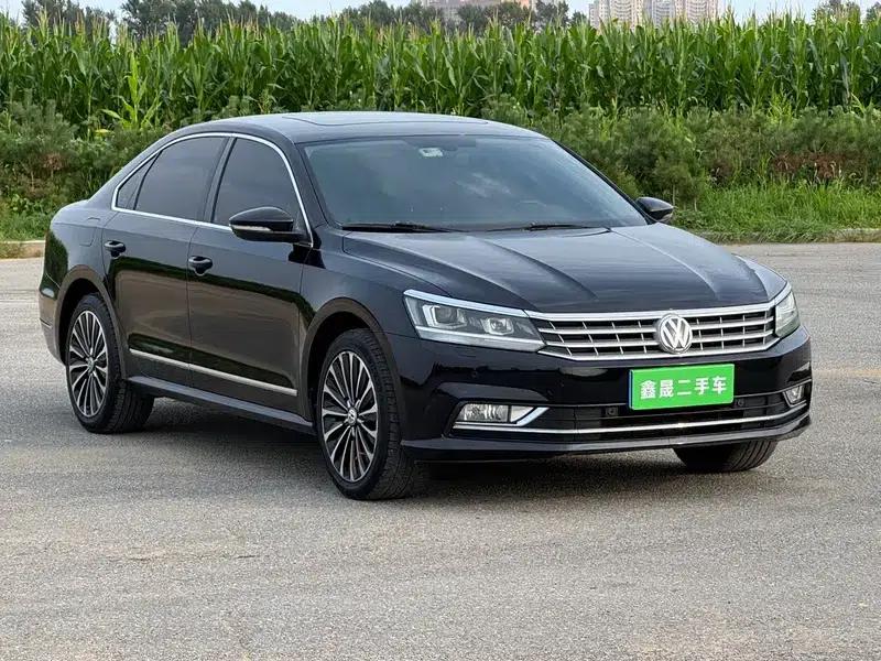 2016 Passat 330TSI DSG Royal Edition — миниатюра 3