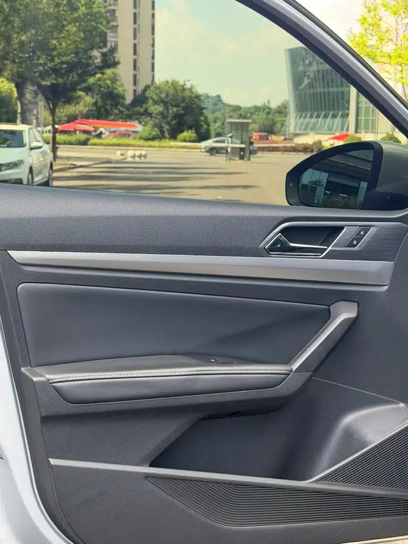 2018 Volkswagen Lavida 1.5L Automatic Comfort Edition (National V Emission Standard) — миниатюра 16