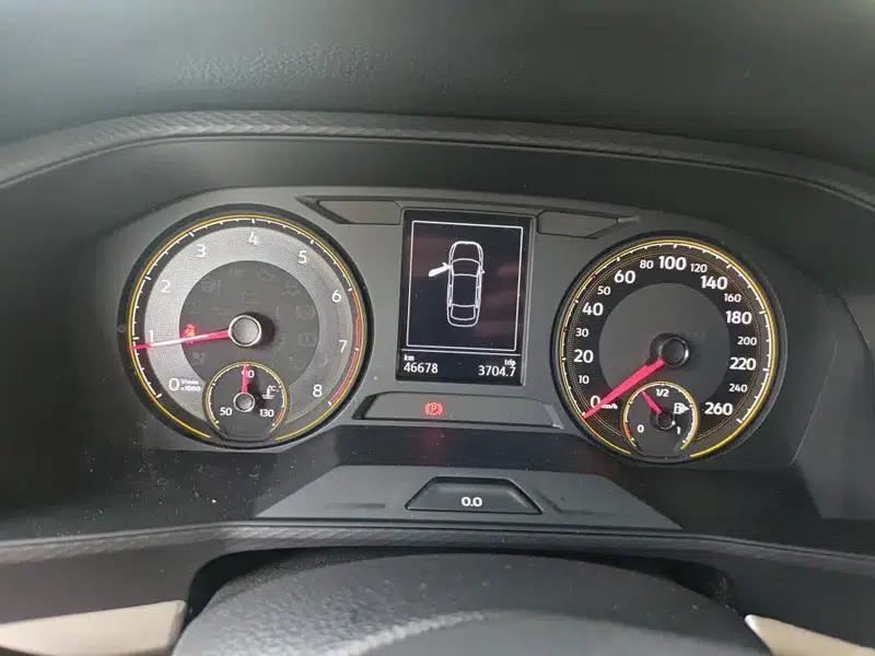 2022 Volkswagen Lavida 1.5L Automatic Comfort Edition — миниатюра 8