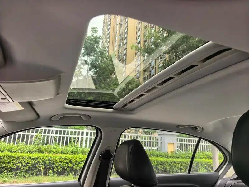 2014 Volkswagen Lavida 1.4TSI DSG Sport Edition — миниатюра 12