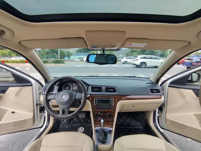 2013 Volkswagen Lavida Facelift 1.4TSI DSG Comfort Edition — миниатюра 8