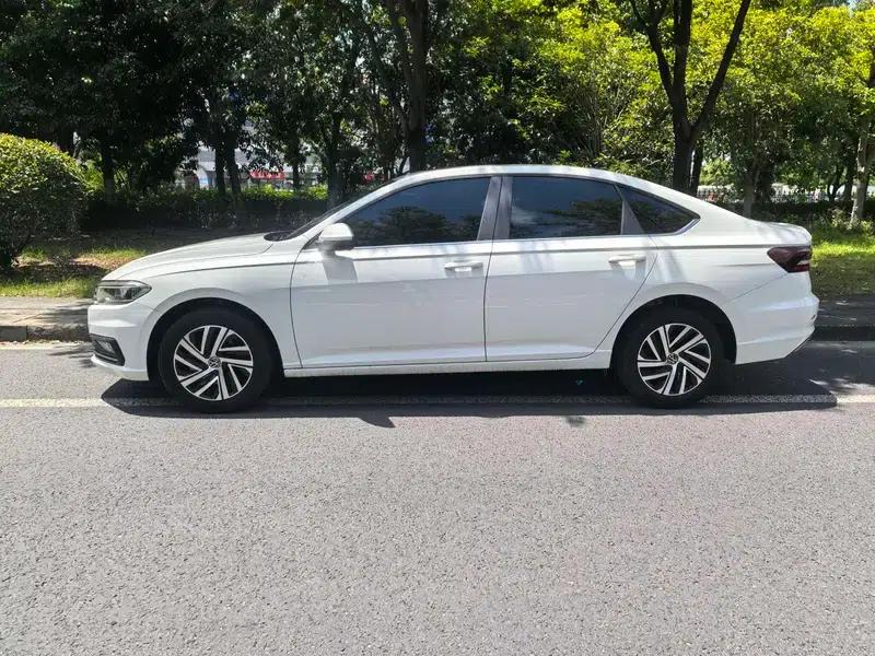 2022 Volkswagen Lavida 280TSI DSG Comfort Edition — миниатюра 3