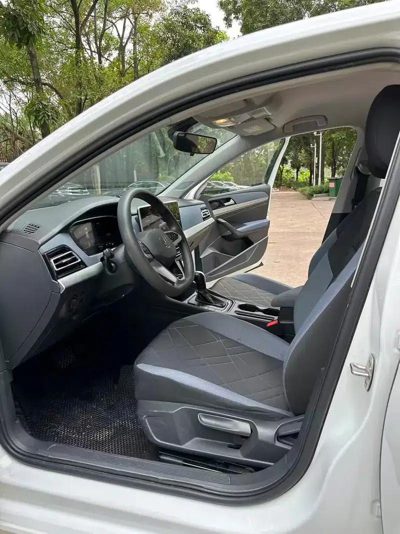2023 Volkswagen Lavida 1.5L Automatic Comfort Edition — миниатюра 21