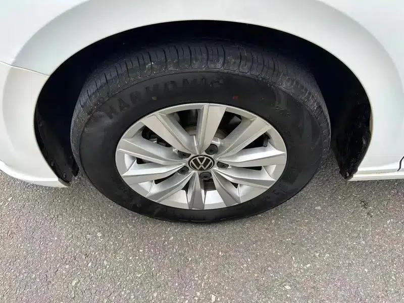 2023 Volkswagen Lavida Facelift 1.5L Automatic Comfort Edition — миниатюра 16