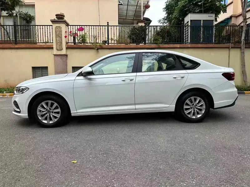 2023 Volkswagen Lavida Facelift 1.5L Automatic Comfort Edition — миниатюра 4