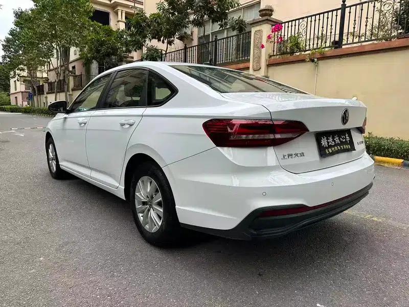 2023 Volkswagen Lavida Facelift 1.5L Automatic Comfort Edition — миниатюра 5