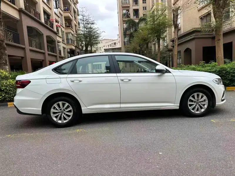 2023 Volkswagen Lavida Facelift 1.5L Automatic Comfort Edition — миниатюра 8