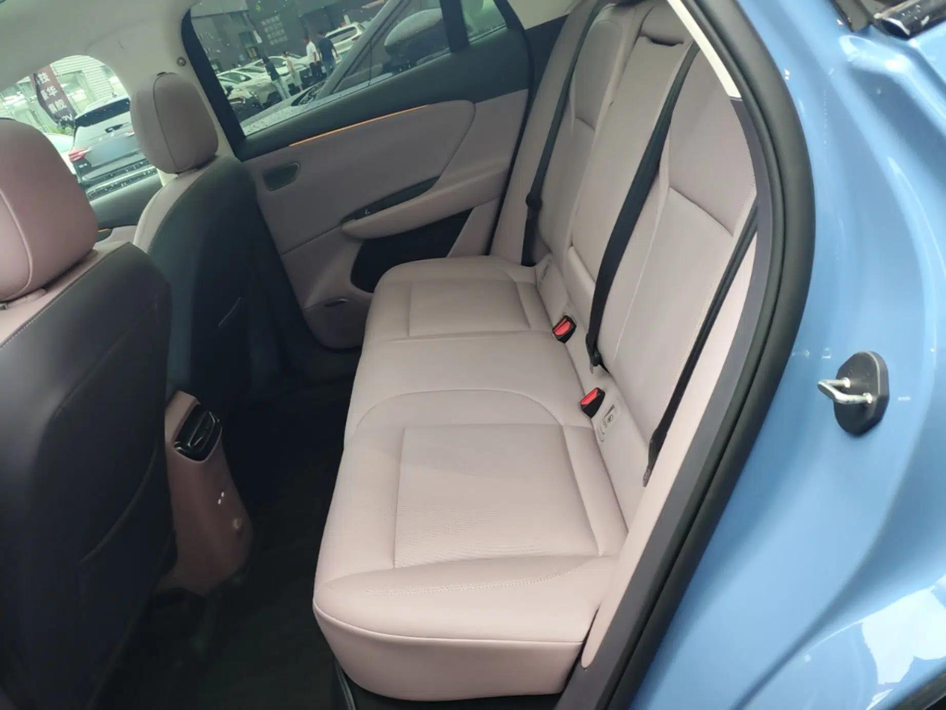 Hongqi Tiangong 06 2025 660 4x4 Smart Selection Edition — миниатюра 20