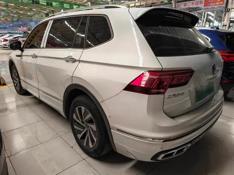 Tiguan L PHEV 2023 430PHEV Plug-in Hybrid Premium Edition — миниатюра 4