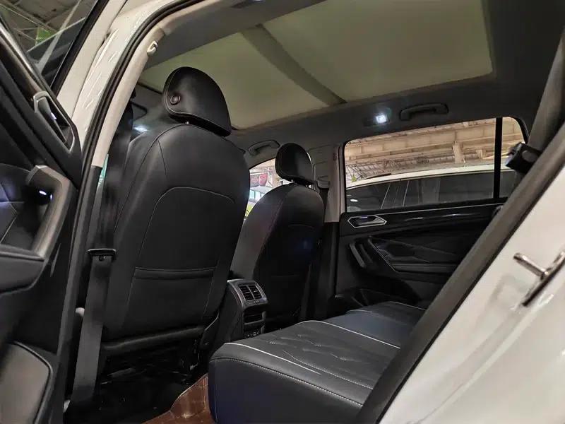 Tiguan L PHEV 2023 430PHEV Plug-in Hybrid Premium Edition — миниатюра 9