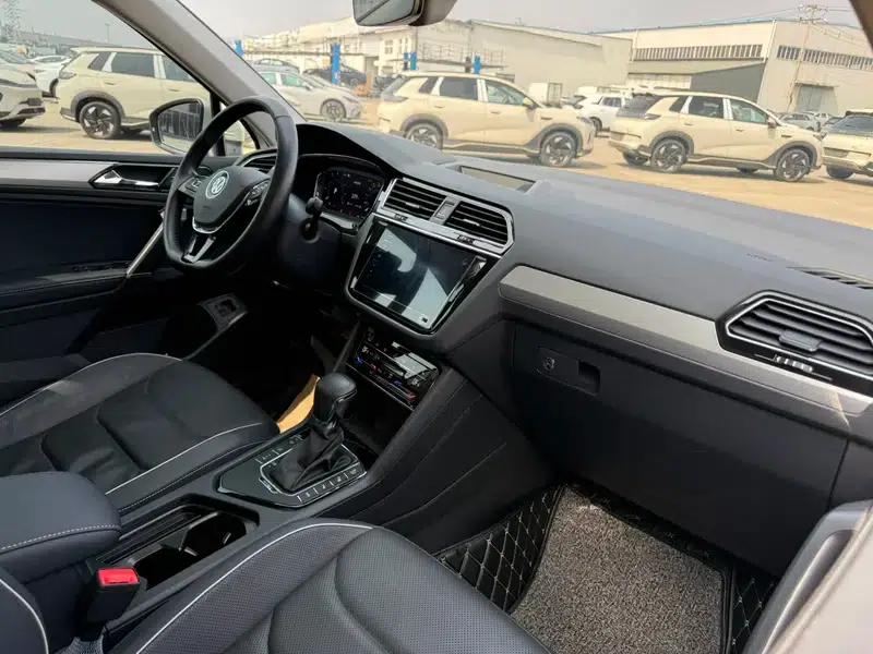 Tiguan L PHEV 2020 430PHEV Plug-in Hybrid Flagship Edition — миниатюра 6