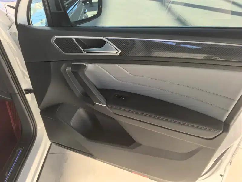 Tiguan L PHEV 2022 430PHEV Plug-in Hybrid Flagship Edition — миниатюра 10