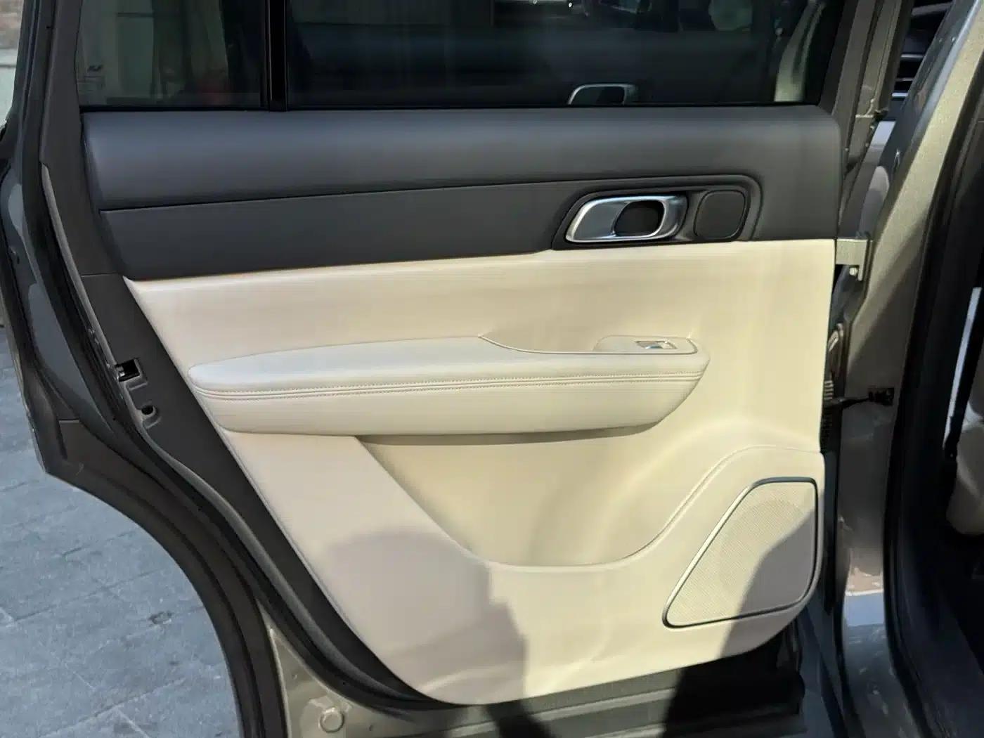 Li Auto ONE 2021 Extended Range 6-Seater — миниатюра 16