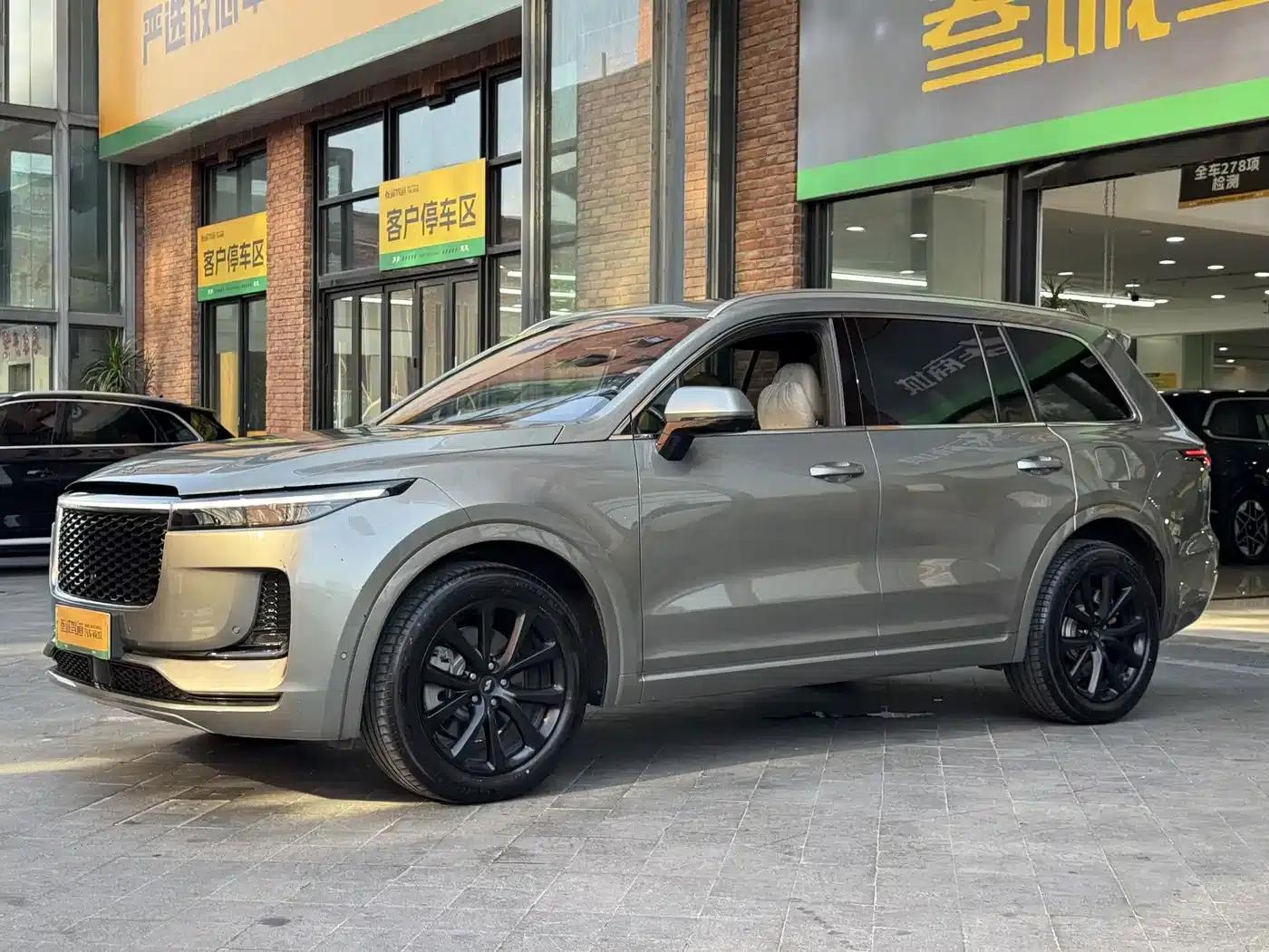 Li Auto ONE 2021 Extended Range 6-Seater — миниатюра 3