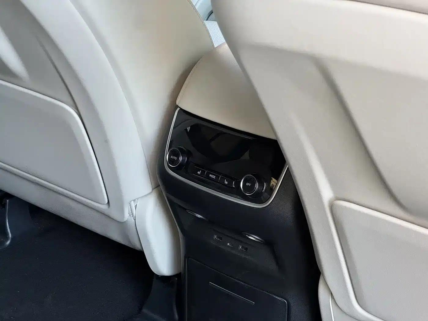 Li Auto ONE 2021 Extended Range 6-Seater — миниатюра 21