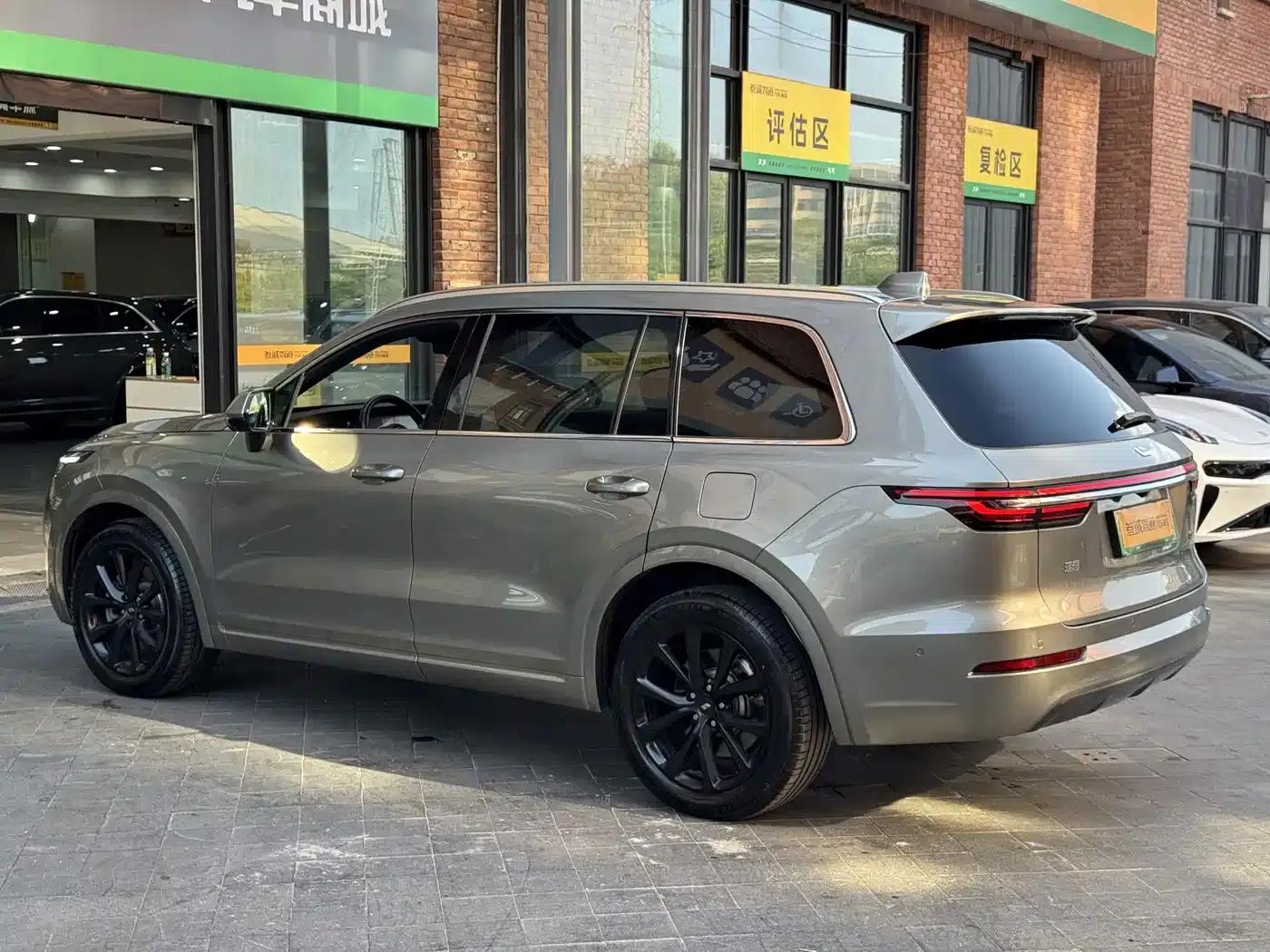 Li Auto ONE 2021 Extended Range 6-Seater — миниатюра 6