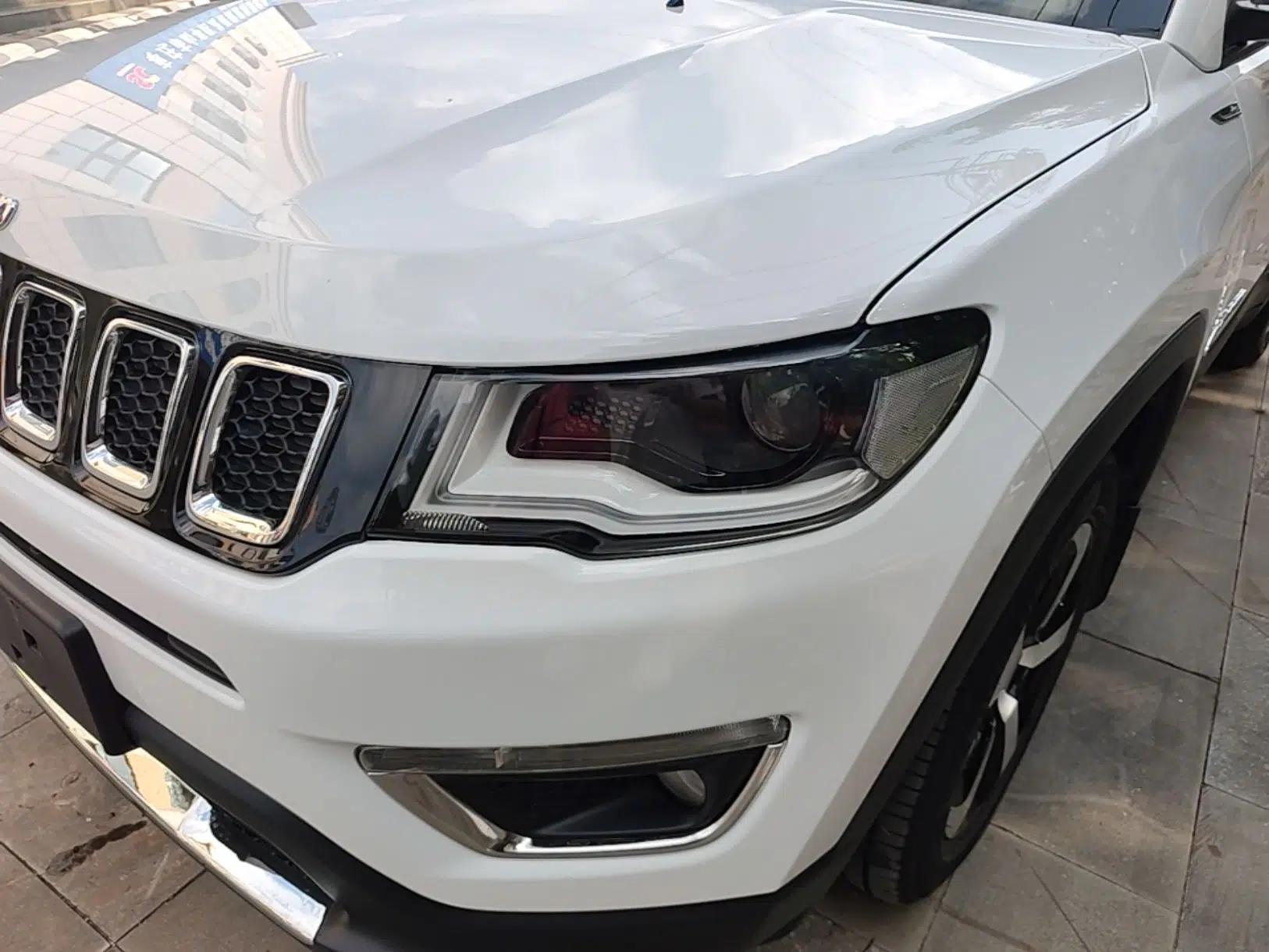 Jeep Compass 2017 200T Automatic Family Edition — миниатюра 8