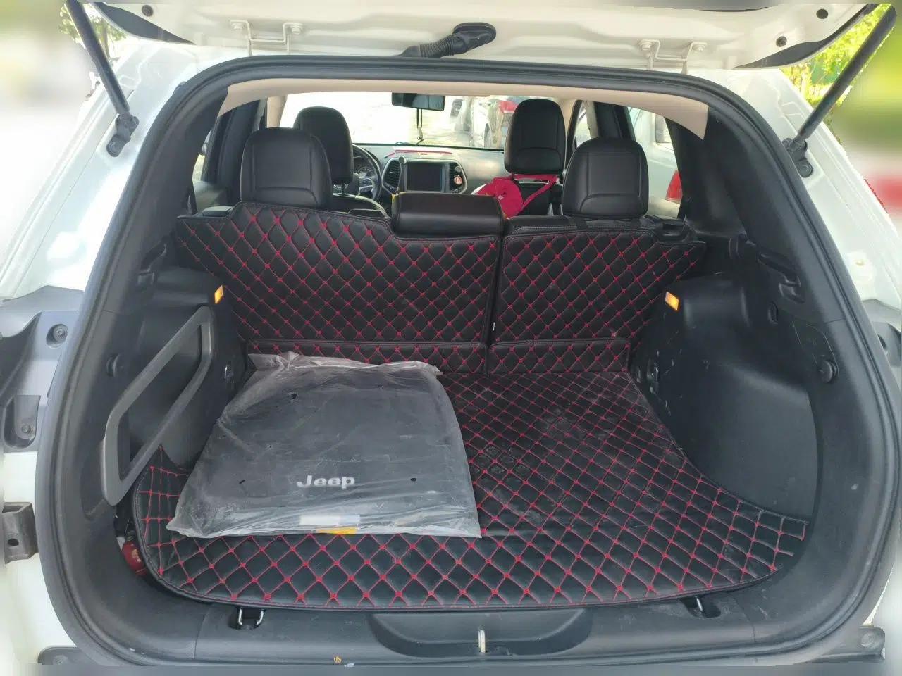 Jeep Cherokee 2016 2.0L Superior Edition — миниатюра 19